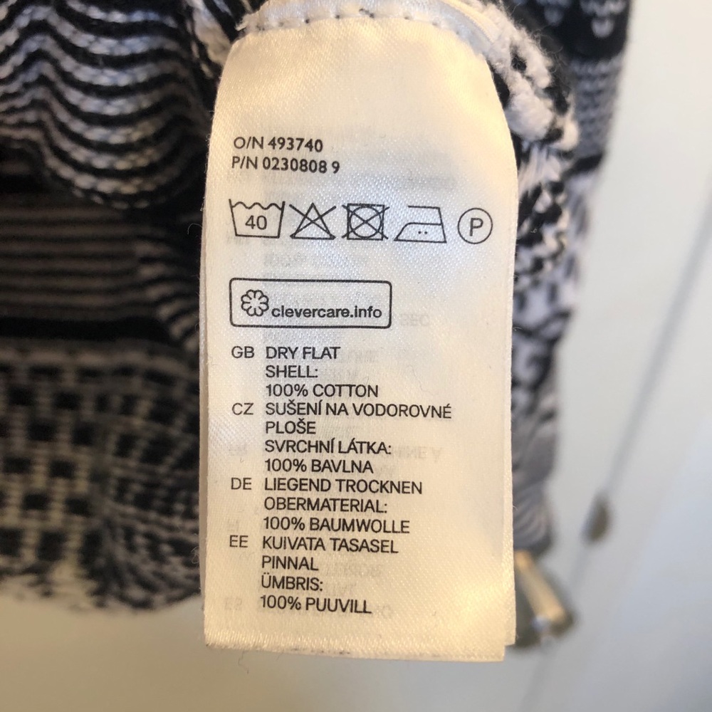 Cropped Pattern Crewneck - Picture 4 of 4